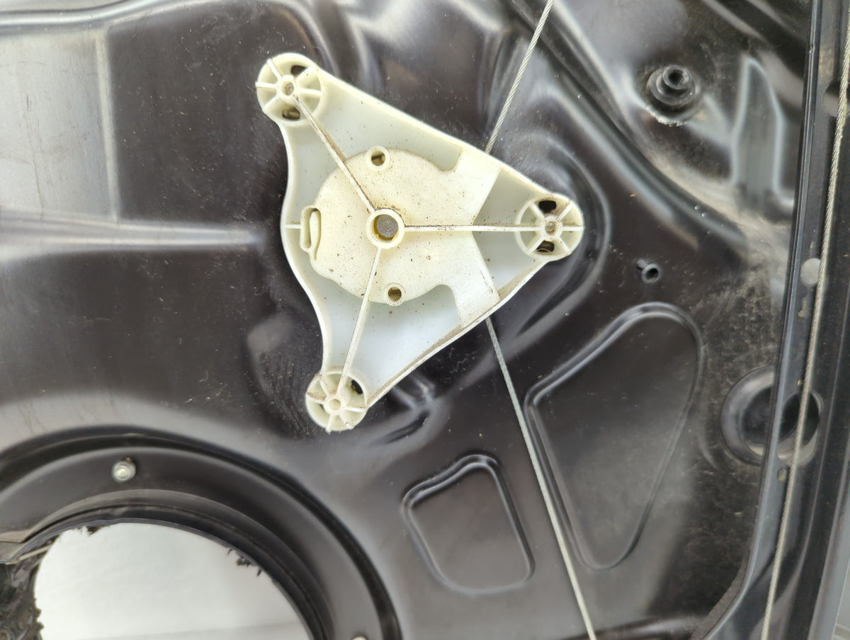 2006-2010 Volkswagen Passat Used Driver Left Rear Window Regulator - Oemusedautoparts1.com