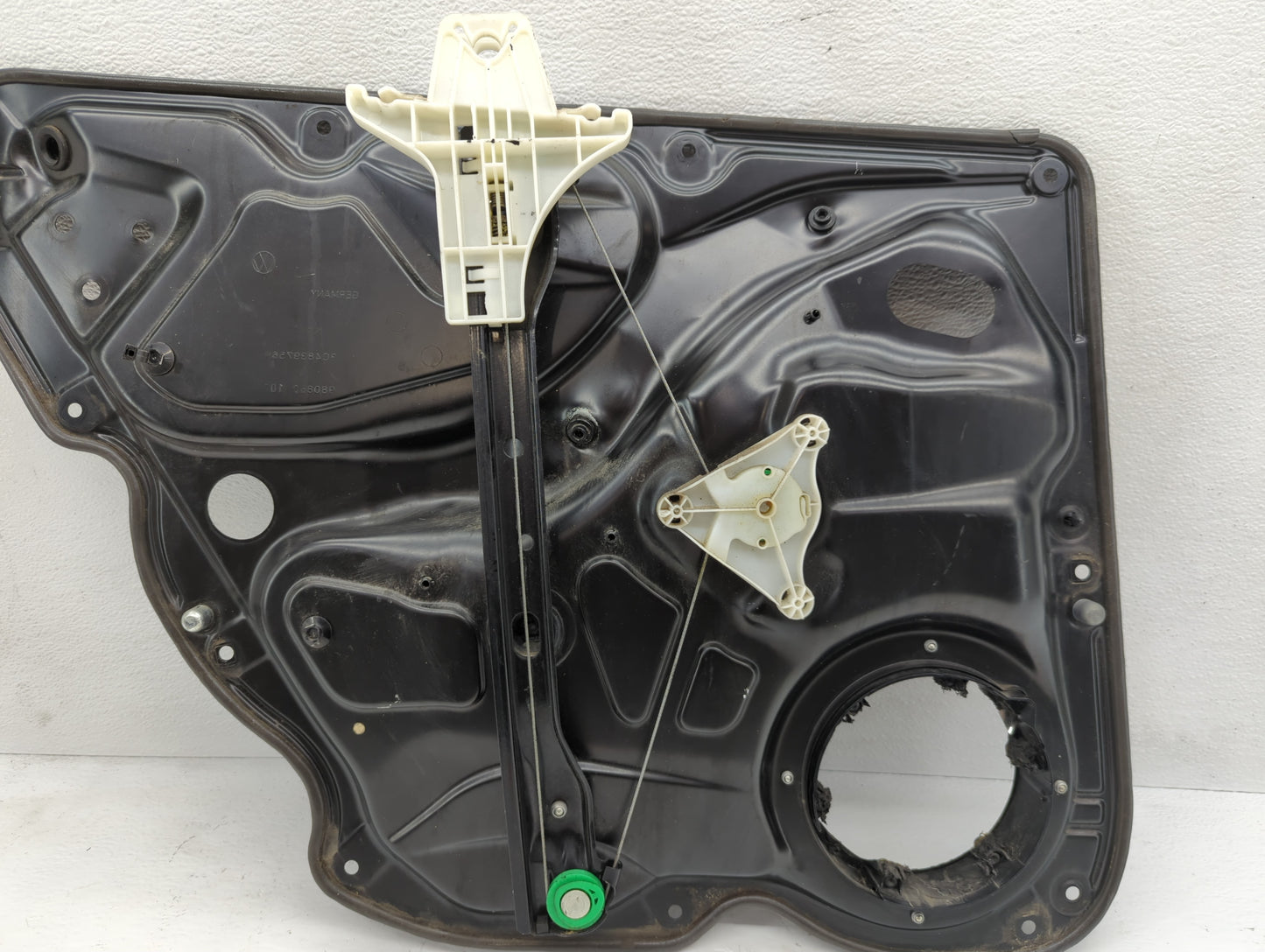 2006-2010 Volkswagen Passat Used Window Regulator Right Passenger Rear - Oemusedautoparts1.com