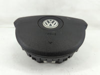 2006 Volkswagen Passat Air Bag Driver Left Steering Wheel Mounted P/N:APEH00400061 Fits OEM Used Auto Parts - Oemusedautopar