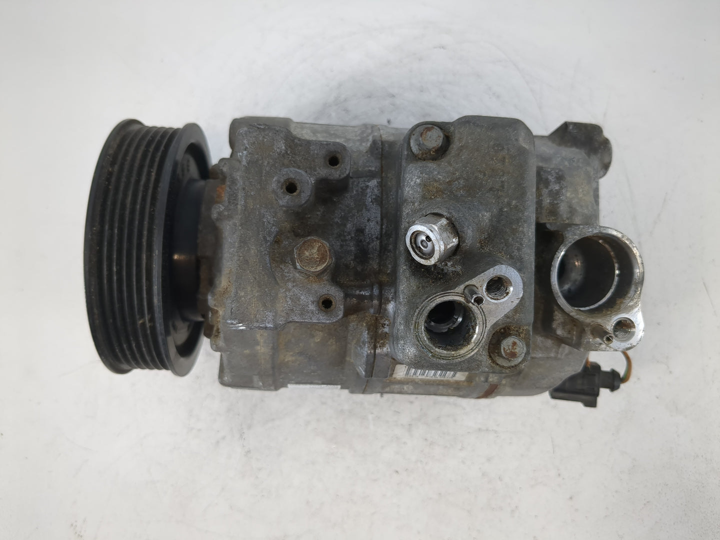 2006 Volkswagen Passat Air Conditioning A/c Ac Compressor Oem - Oemusedautoparts1.com