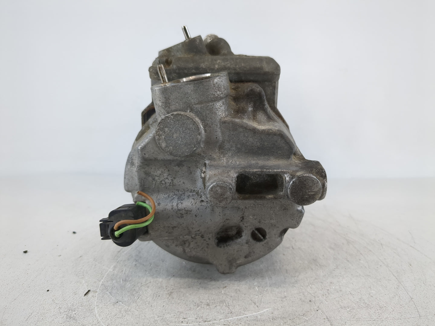 2006 Volkswagen Passat Air Conditioning A/c Ac Compressor Oem - Oemusedautoparts1.com