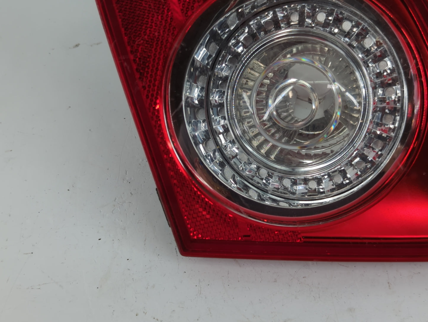 2006-2008 Volkswagen Passat Tail Light Assembly Passenger Right OEM P/N:27.30.02 Fits Fits 2006 2007 2008 OEM Used Auto Part