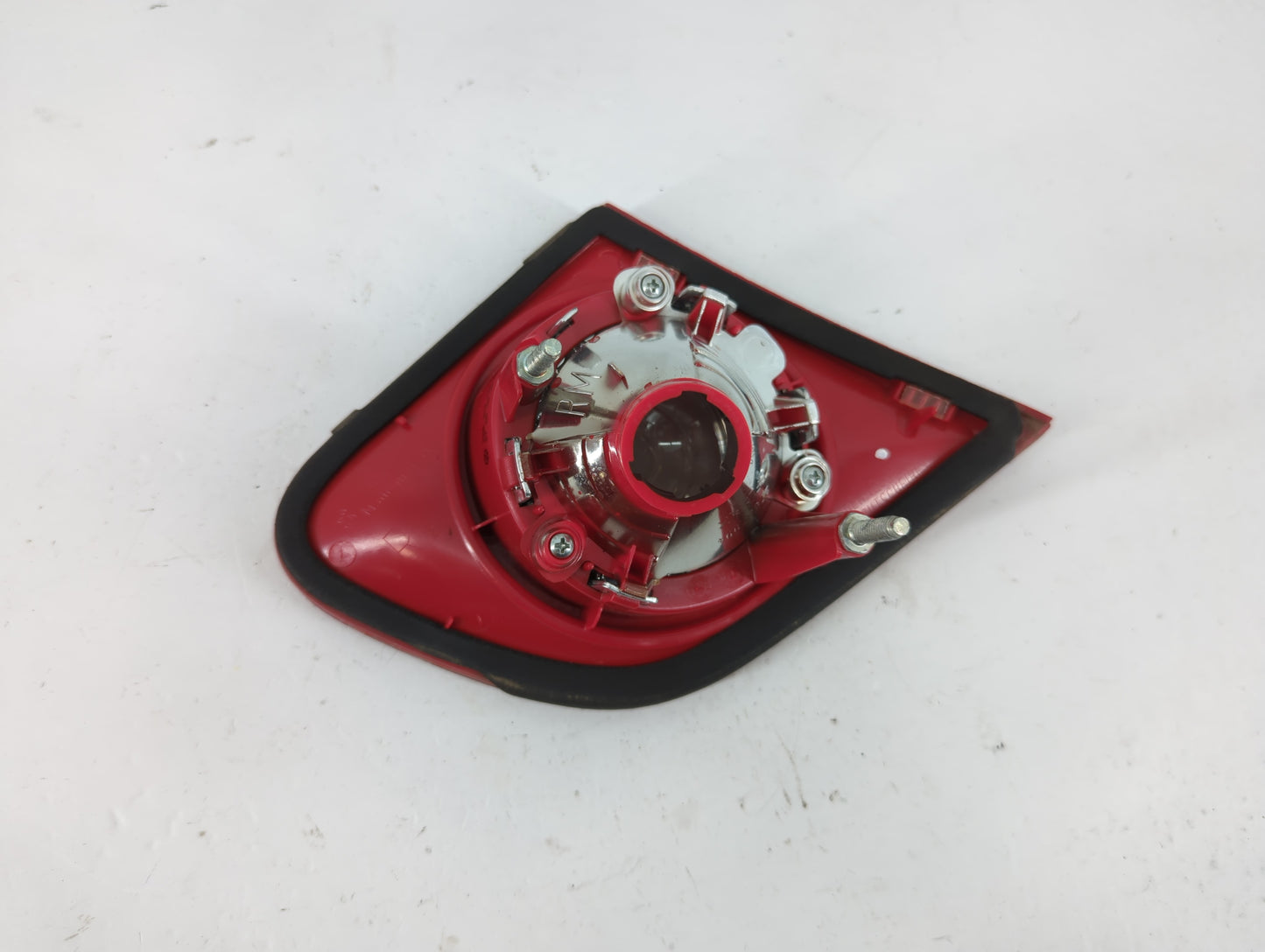 2006-2008 Volkswagen Passat Tail Light Assembly Passenger Right OEM P/N:27.30.02 Fits Fits 2006 2007 2008 OEM Used Auto Part