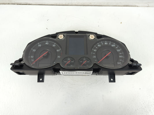 2006-2007 Volkswagen Passat Instrument Cluster Speedometer Gauges P/N:BP A2C5 3145550 Fits Fits 2006 2007 OEM Used Auto Part
