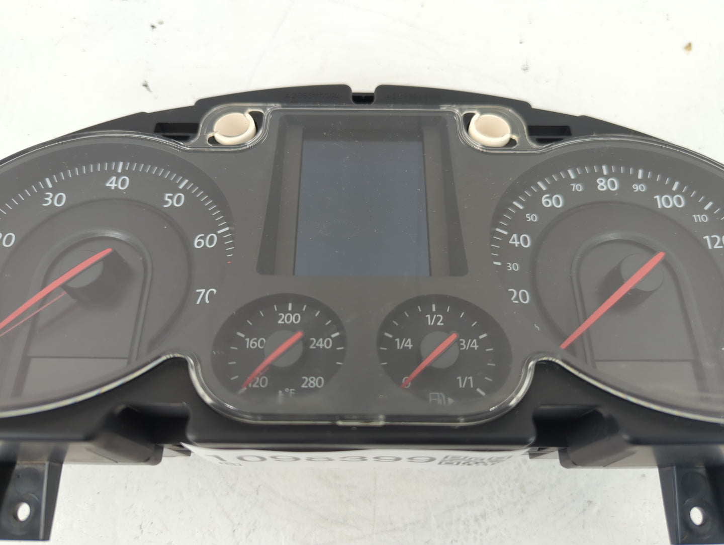 2006-2007 Volkswagen Passat Instrument Cluster Speedometer Gauges P/N:BP A2C5 3145550 Fits Fits 2006 2007 OEM Used Auto Part