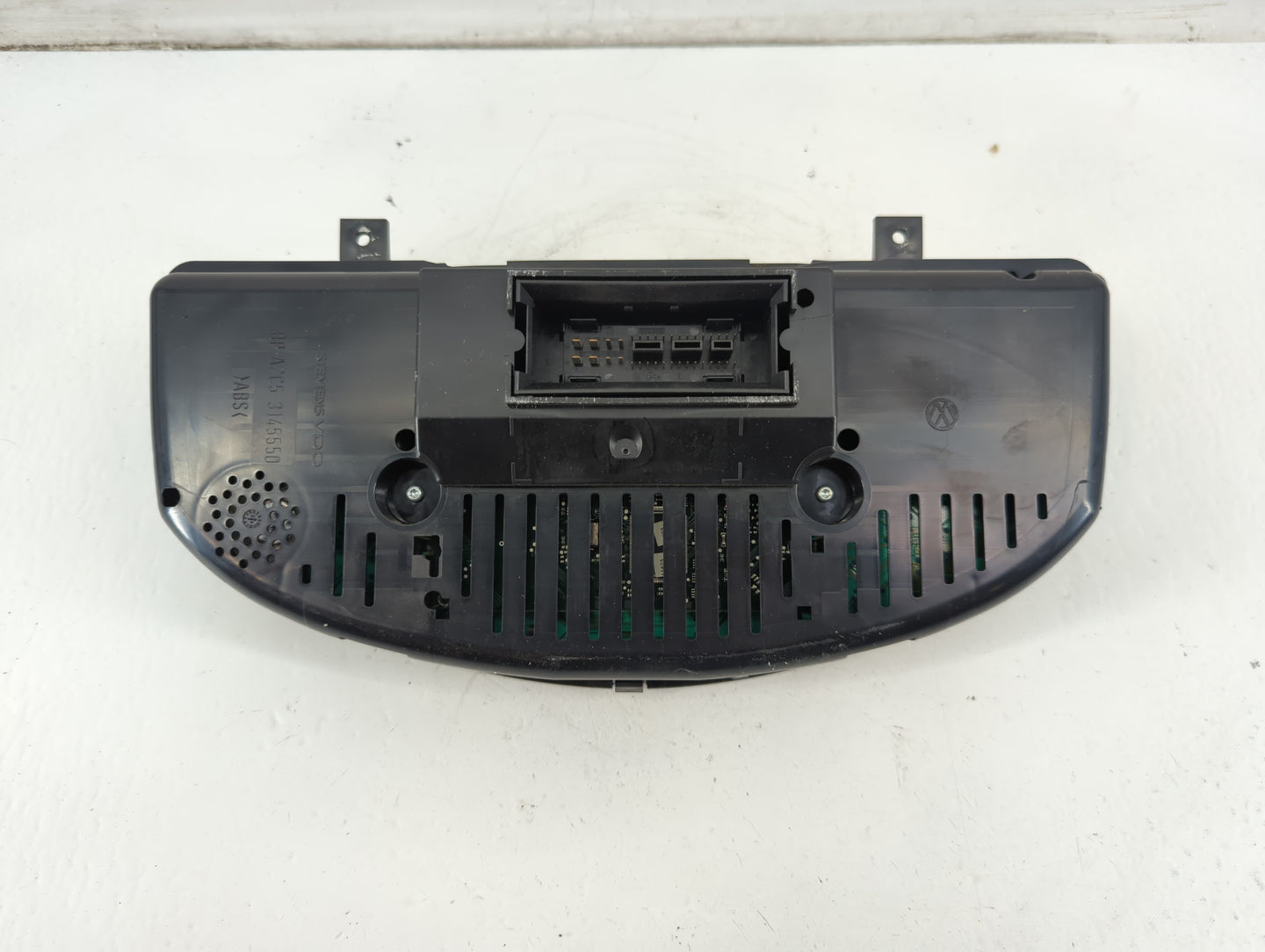 2006-2007 Volkswagen Passat Instrument Cluster Speedometer Gauges P/N:BP A2C5 3145550 Fits Fits 2006 2007 OEM Used Auto Part