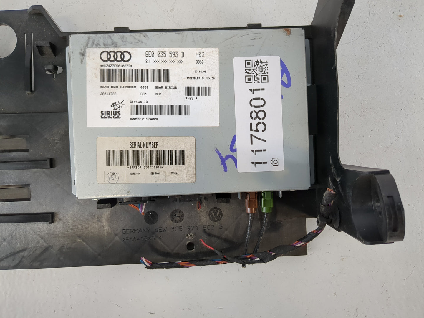 2006-2010 Volkswagen Passat Radio AM FM Cd Player Receiver Replacement P/N:8E0 035 593 D Fits Fits 2006 2007 2008 2009 2010 