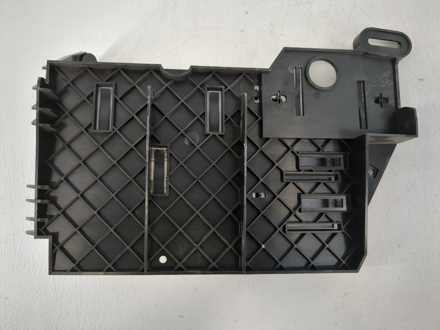2006-2010 Volkswagen Passat Radio AM FM Cd Player Receiver Replacement P/N:8E0 035 593 D Fits Fits 2006 2007 2008 2009 2010 