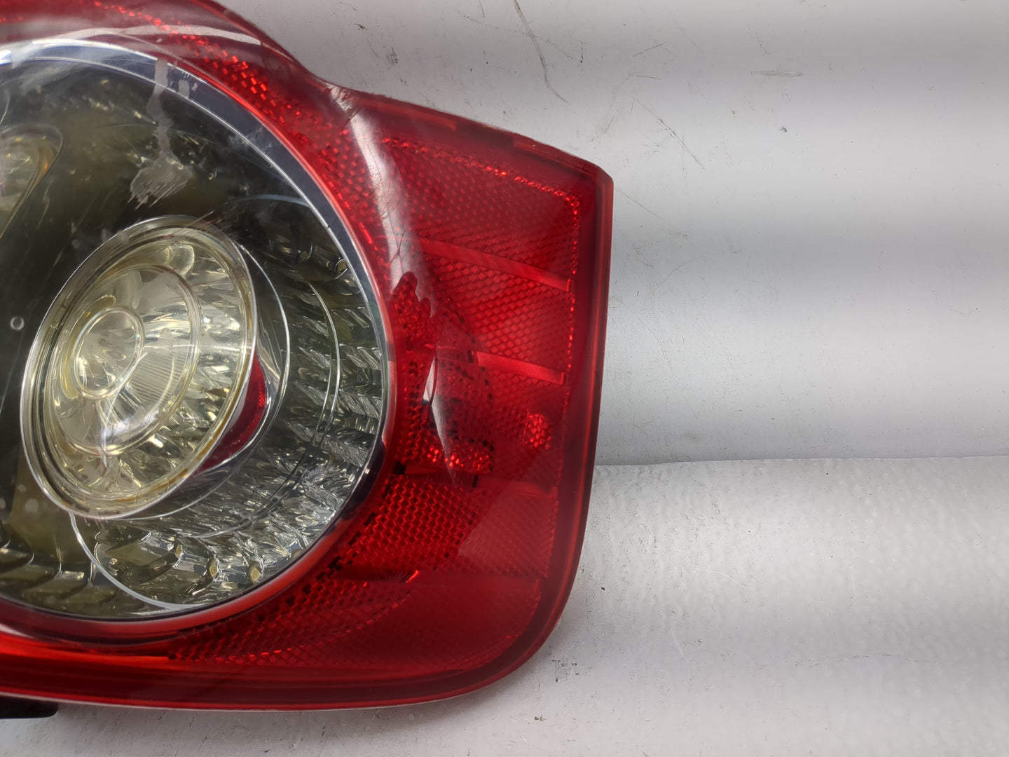 2006-2008 Volkswagen Passat Tail Light Assembly Driver Left OEM Fits Fits 2006 2007 2008 OEM Used Auto Parts - Oemusedautopa