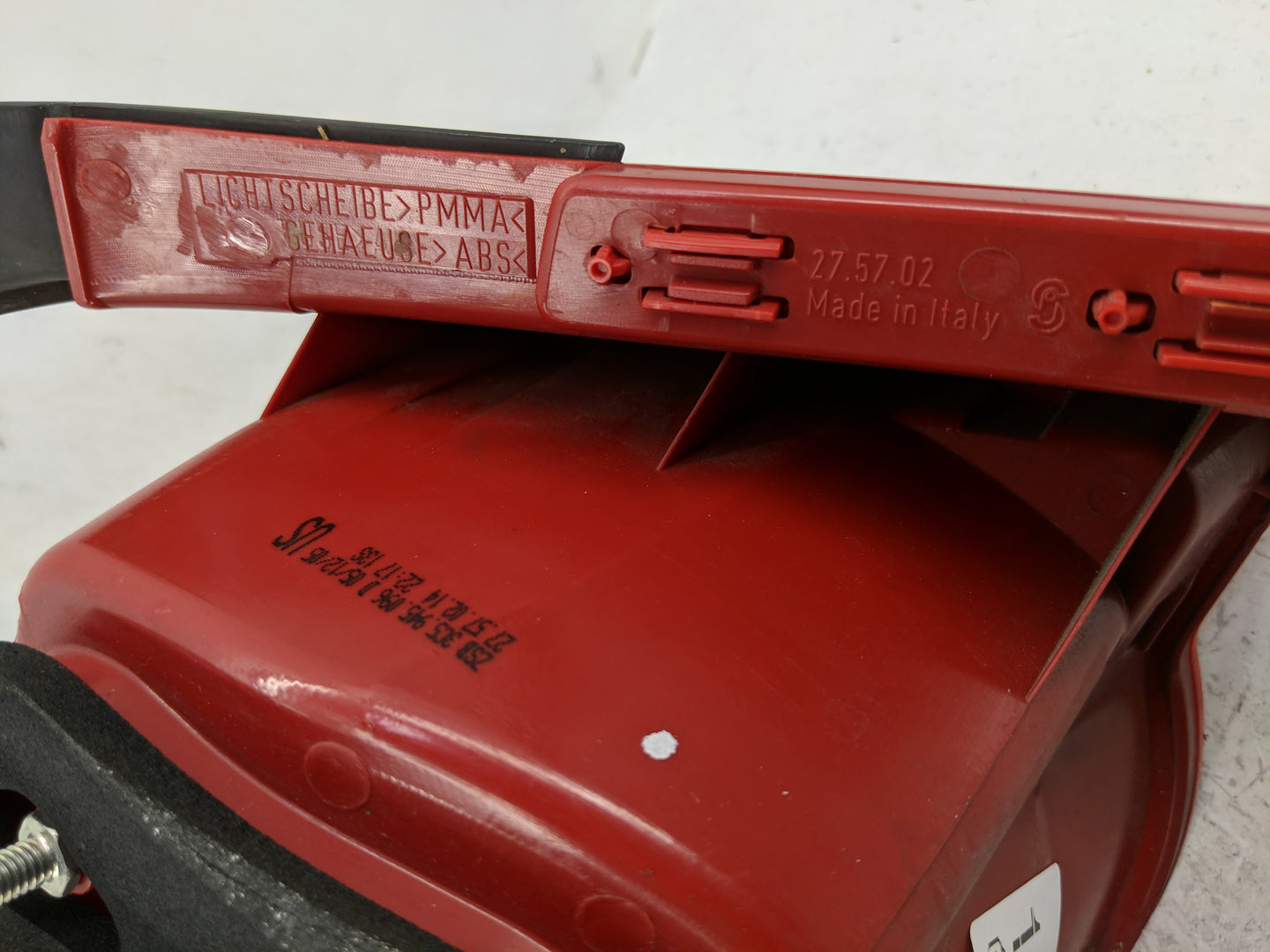 2006-2008 Volkswagen Passat Tail Light Assembly Passenger Right OEM P/N:3C9 945 096P Fits Fits 2006 2007 2008 OEM Used Auto 