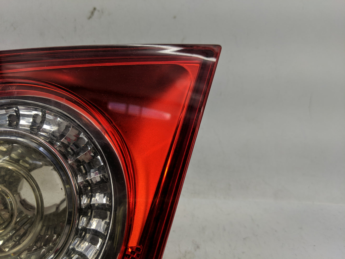 2006-2010 Volkswagen Passat Tail Light Assembly Passenger Right OEM Fits Fits 2006 2007 2008 2009 2010 OEM Used Auto Parts -