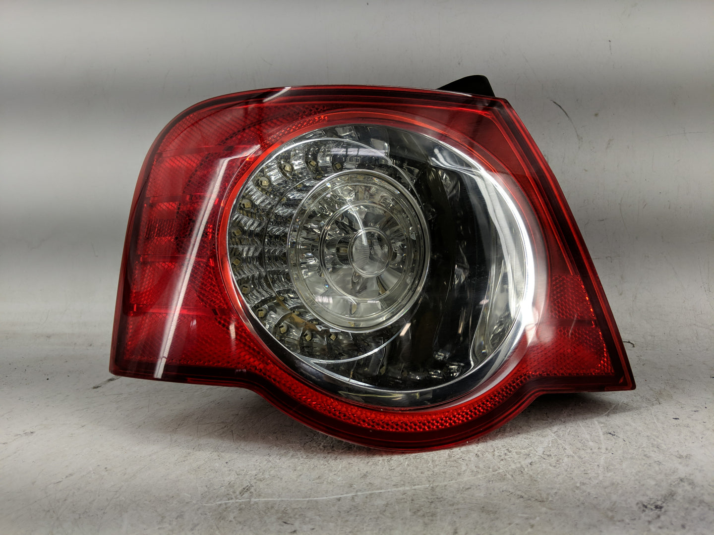 2006-2008 Volkswagen Passat Tail Light Assembly Driver Left OEM Fits Fits 2006 2007 2008 OEM Used Auto Parts - Oemusedautopa