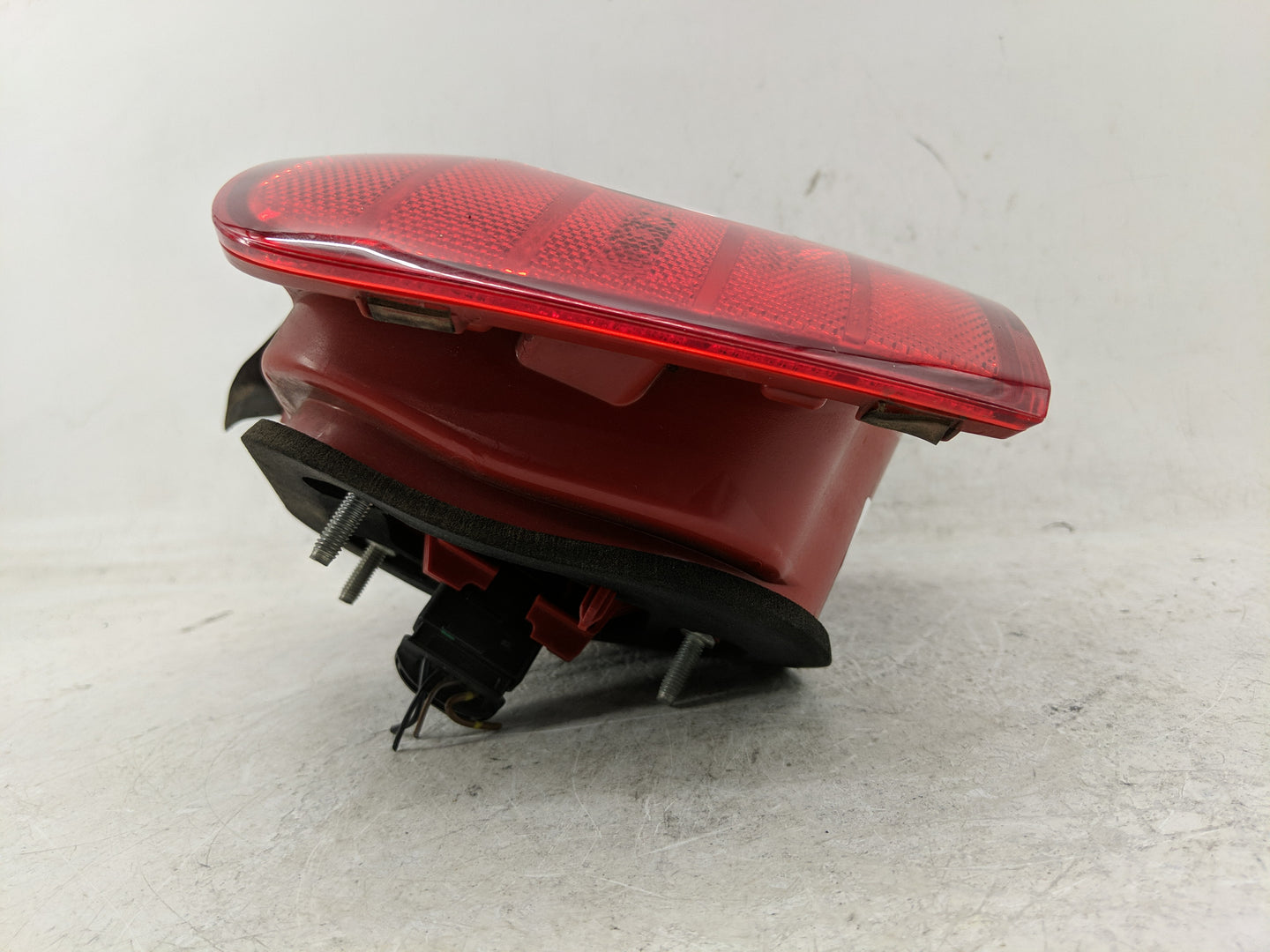 2006-2008 Volkswagen Passat Tail Light Assembly Driver Left OEM Fits Fits 2006 2007 2008 OEM Used Auto Parts - Oemusedautopa
