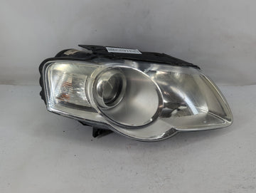 2006 Volkswagen Passat Passenger Right Oem Head Light Headlight Lamp - Oemusedautoparts1.com