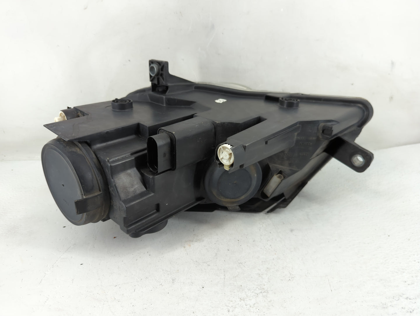 2006 Volkswagen Passat Passenger Right Oem Head Light Headlight Lamp - Oemusedautoparts1.com
