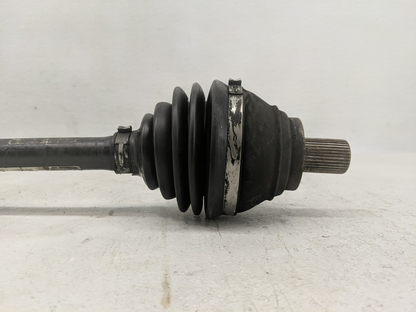 2006-2009 Volkswagen Passat Axle Shaft Front Driver Cv C/v - Oemusedautoparts1.com
