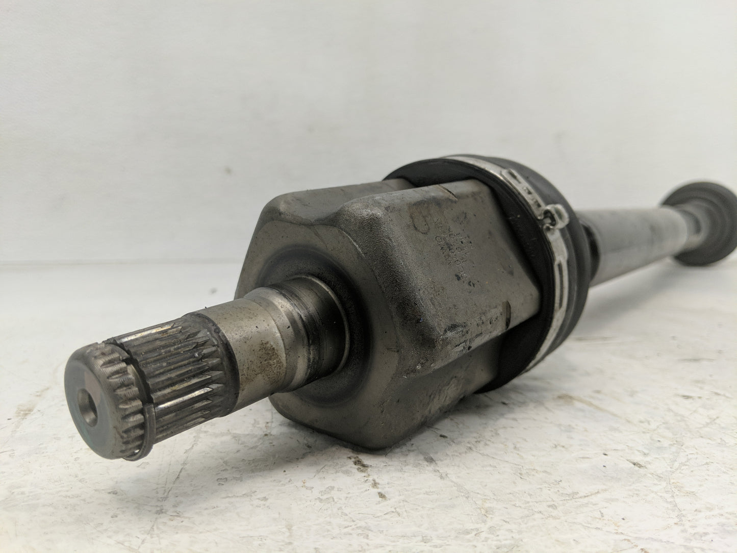 2006-2009 Volkswagen Passat Axle Shaft Front Driver Cv C/v - Oemusedautoparts1.com