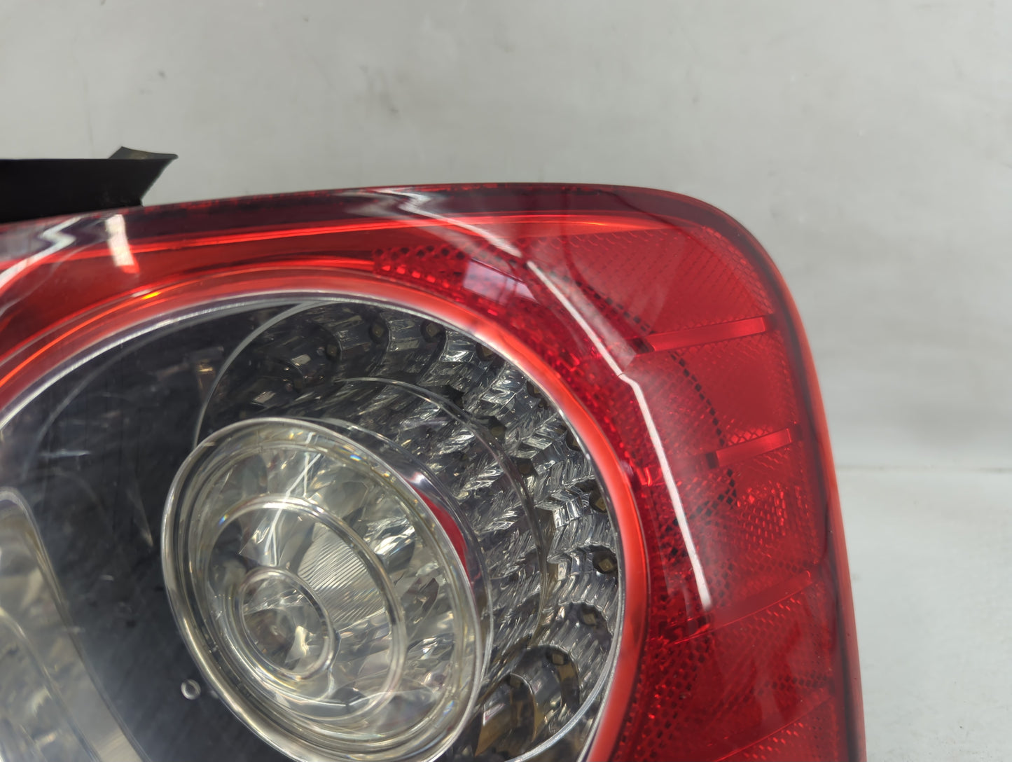 2006-2008 Volkswagen Passat Tail Light Assembly Passenger Right OEM P/N:ZSB 3C5 945 096 Fits Fits 2006 2007 2008 OEM Used Au