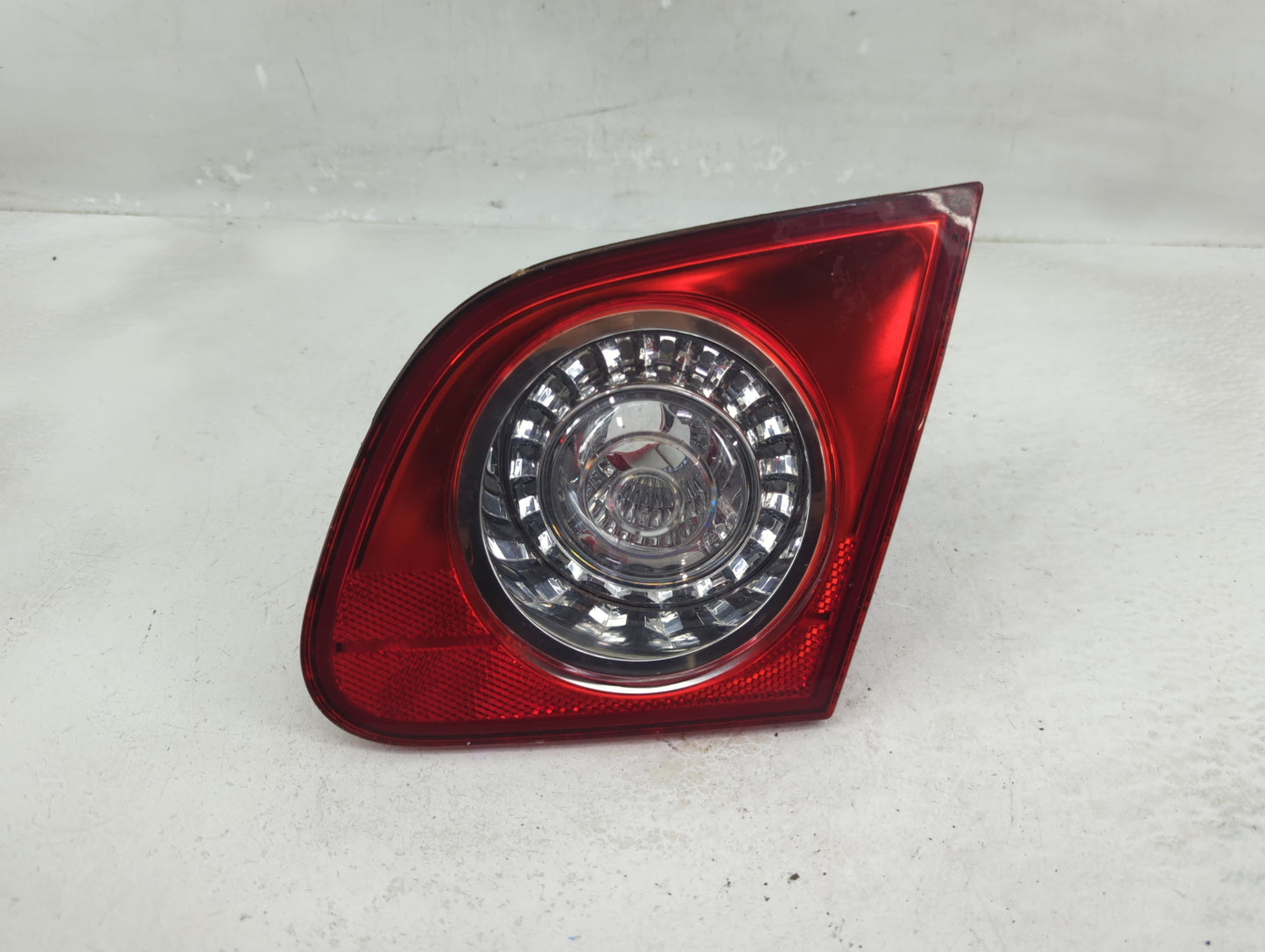 2006-2010 Volkswagen Passat Tail Light Assembly Passenger Right OEM P/N:3C5945094E Fits Fits 2006 2007 2008 2009 2010 OEM Us