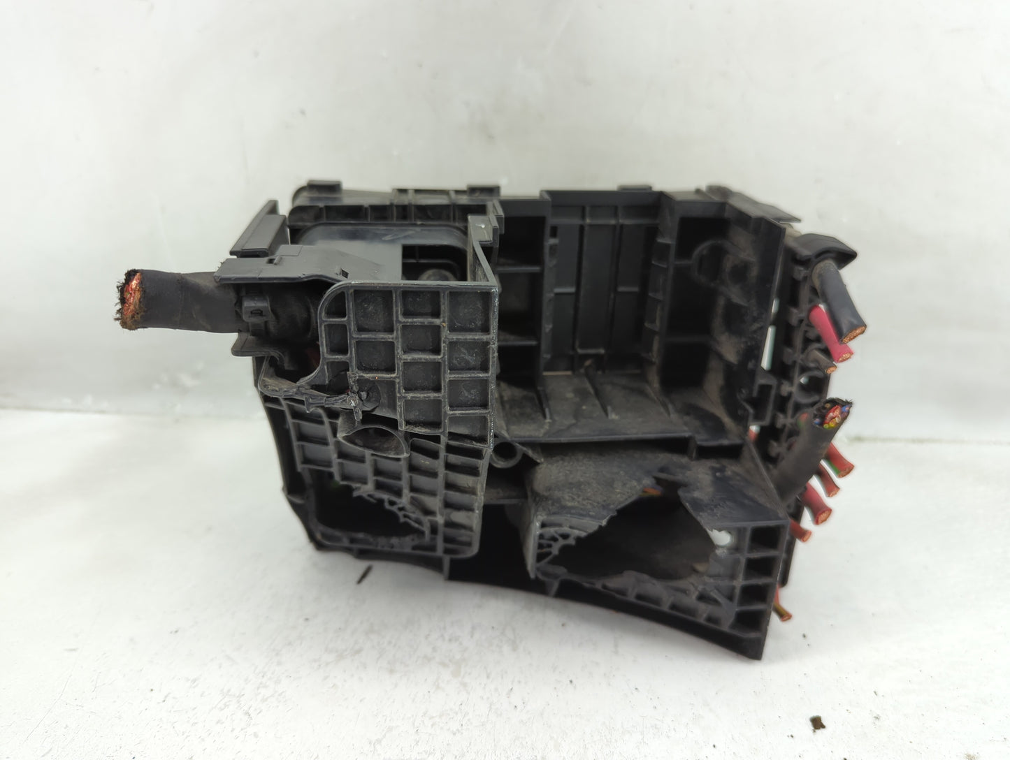 2006-2007 Volkswagen Passat Fusebox Fuse Box Panel Relay Module P/N:0-1718006-1 1K0 937 132, 0-1418987-1 Fits Fits 2005 2006