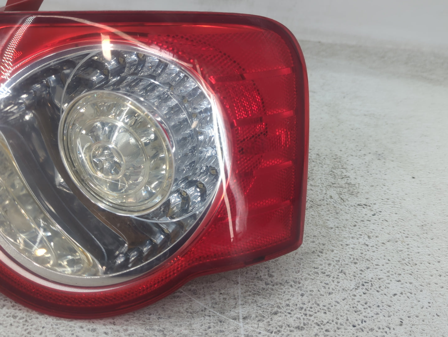 2006-2008 Volkswagen Passat Tail Light Assembly Passenger Right OEM Fits Fits 2006 2007 2008 OEM Used Auto Parts - Oemusedau