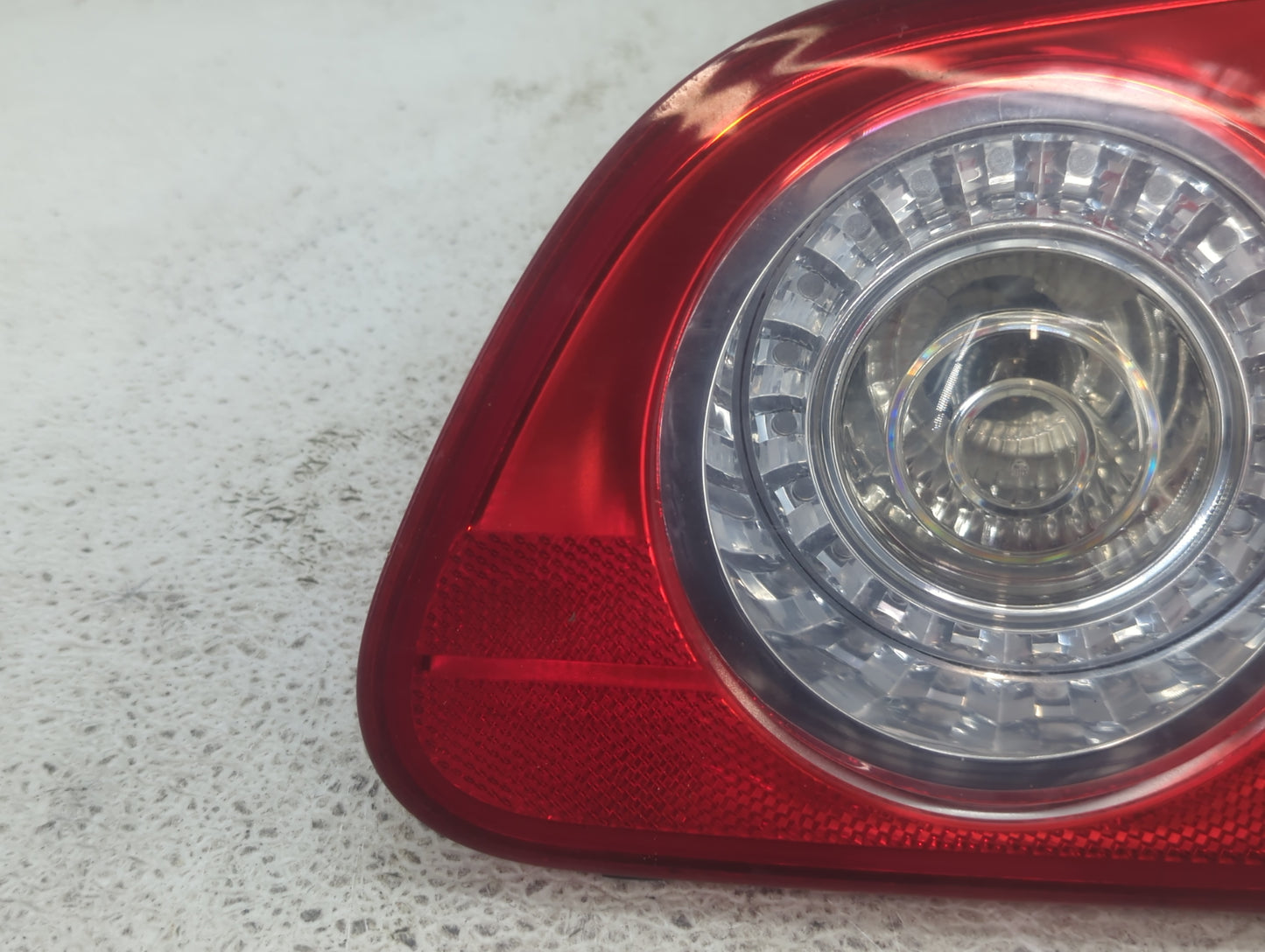 2006-2010 Volkswagen Passat Tail Light Assembly Passenger Right OEM P/N:3C5945094E Fits Fits 2006 2007 2008 2009 2010 OEM Us