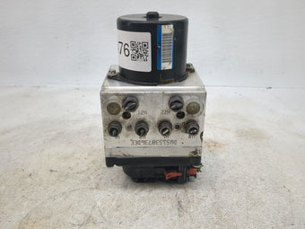 compare product 2006-2007 Volkswagen Passat Anti-Lock Brake ABS Pump Module Actuator OEM P/N:3C0.614.095.N 3C0614095N Fits Fits 2006 2007 OEM Used Auto Parts