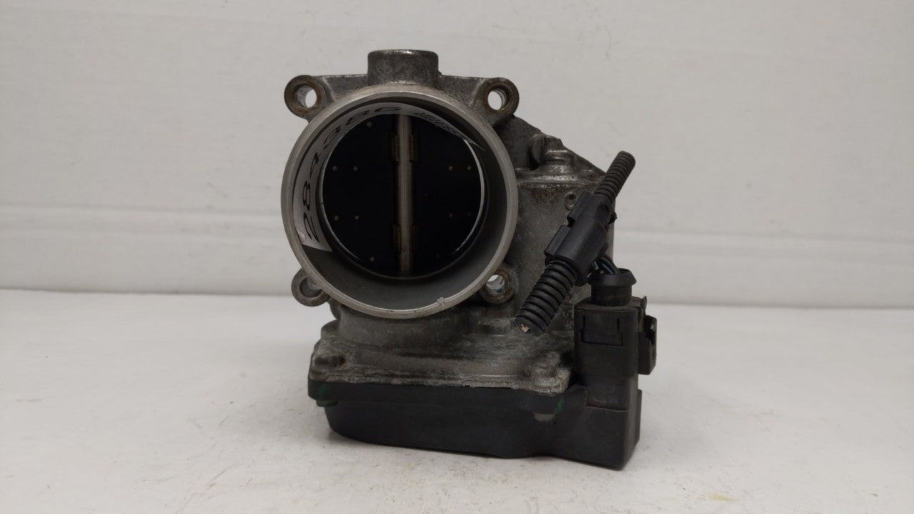 2006-2010 Volkswagen Passat Throttle Body P/N:E8-2103-0-09305-00485 06F 133 062 E Fits OEM Used Auto Parts - Oemusedautopart