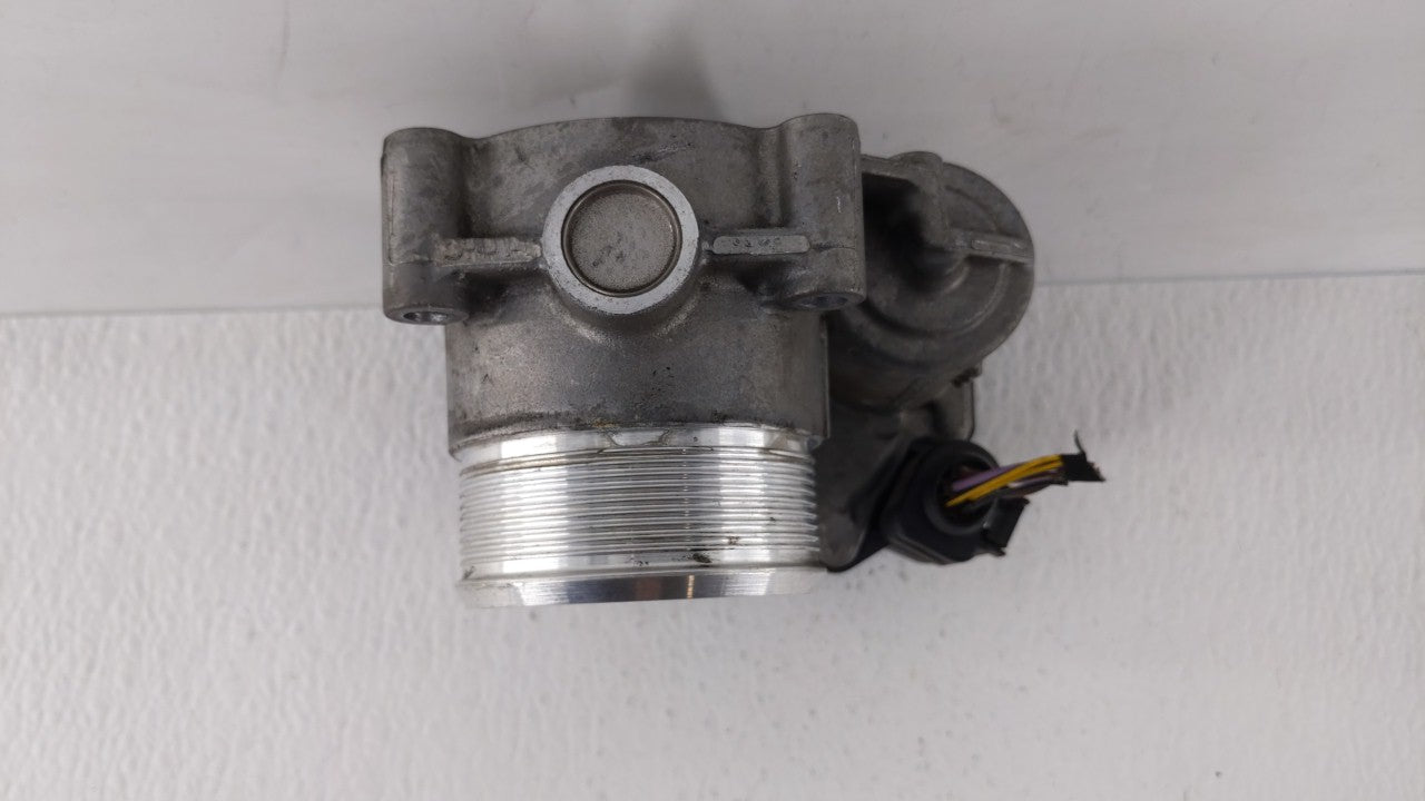 2006-2010 Volkswagen Passat Throttle Body P/N:E8-2103-0-09305-00485 06F 133 062 E Fits OEM Used Auto Parts - Oemusedautopart