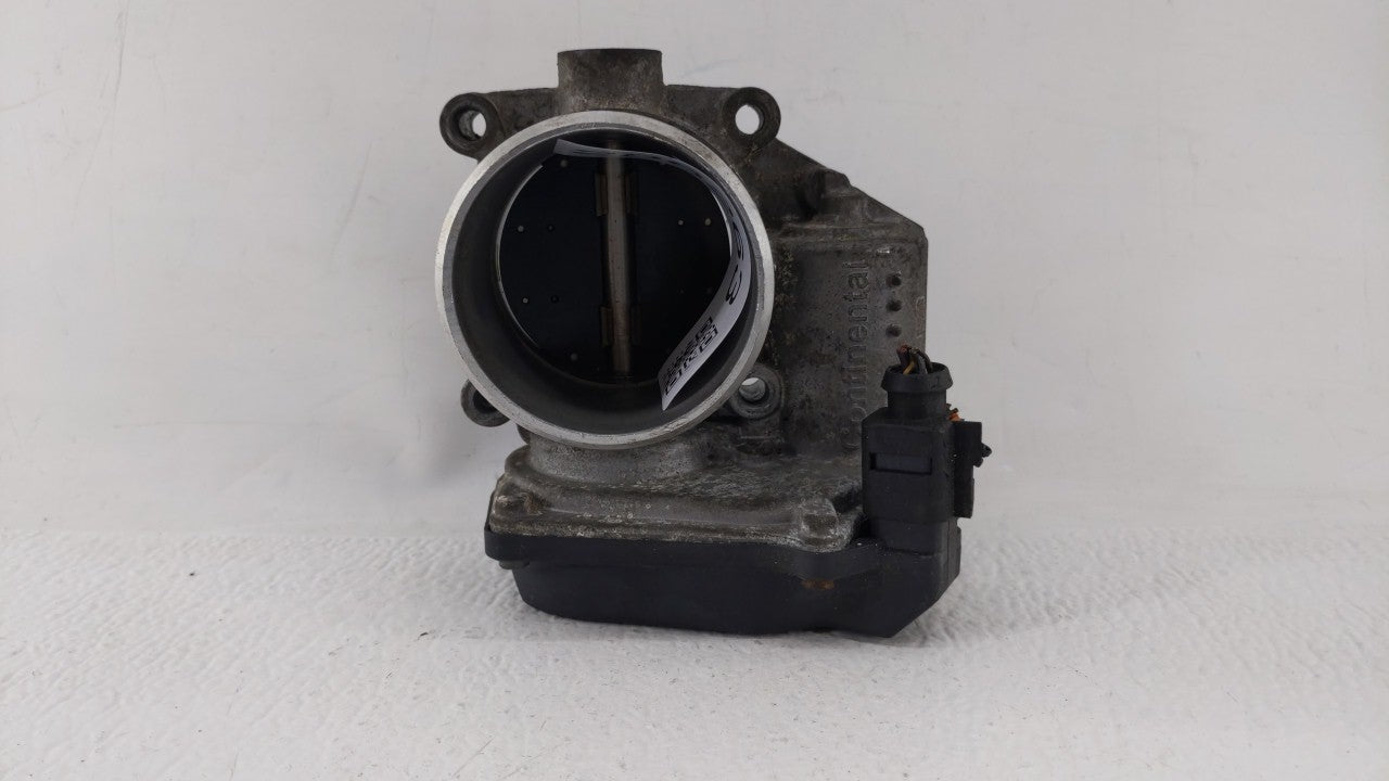 2006-2010 Volkswagen Passat Throttle Body P/N:E8-2103-0-09305-00485 06F 133 062 E Fits OEM Used Auto Parts - Oemusedautopart