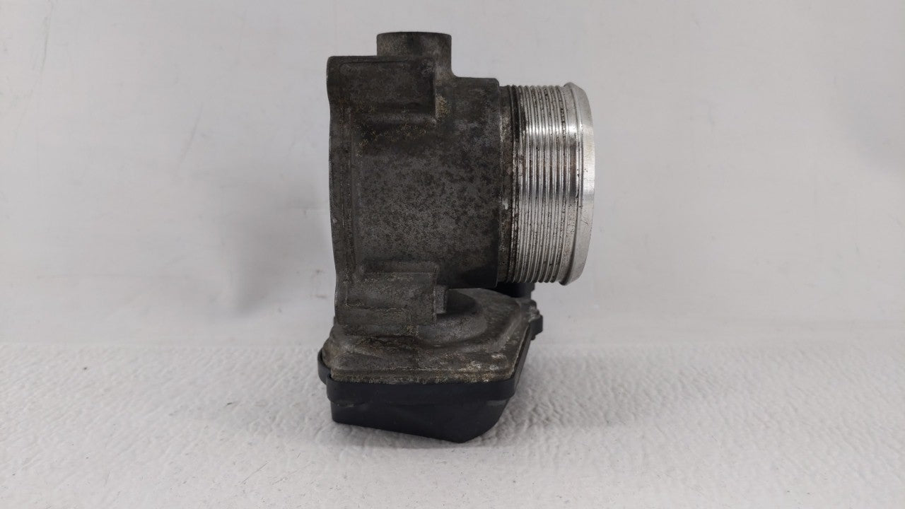 2006-2010 Volkswagen Passat Throttle Body P/N:E8-2103-0-09305-00485 06F 133 062 E Fits OEM Used Auto Parts - Oemusedautopart