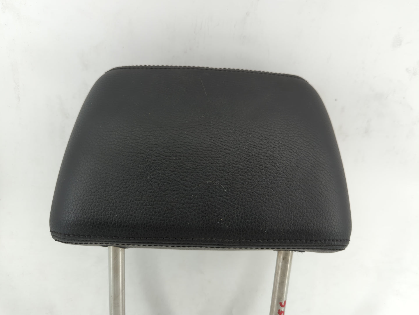 2006-2007 Volkswagen Passat Headrest Head Rest Rear Center Seat Fits Fits 2006 2007 OEM Used Auto Parts - Oemusedautoparts1.