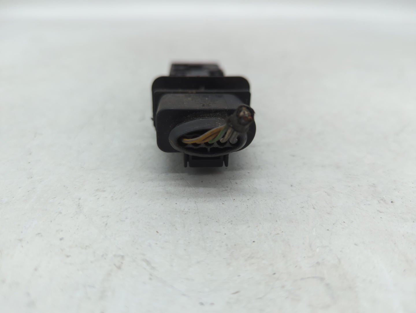 2006-2010 Volkswagen Passat Mass Air Flow Meter Maf - Oemusedautoparts1.com