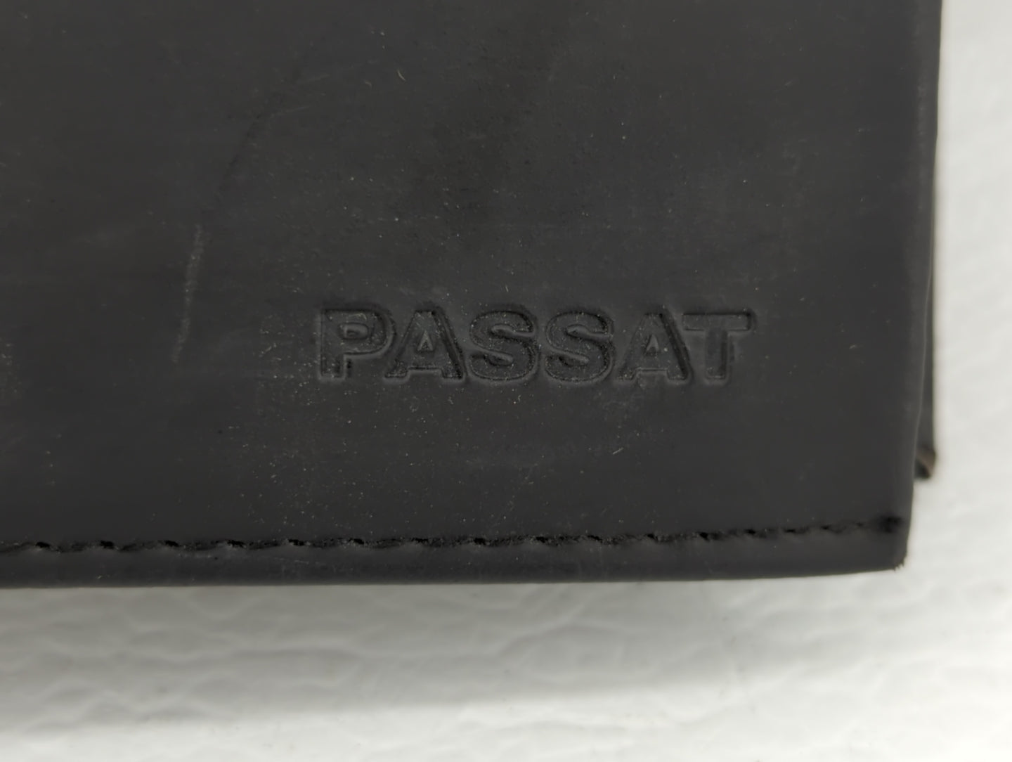 2006 Volkswagen Passat Owners Manual Book Guide OEM Used Auto Parts - Oemusedautoparts1.com