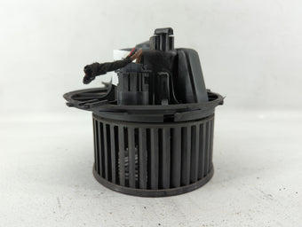 compare product 2006 Volkswagen Passat Rear Heater AC Blower Motor P/N:1K1819015 Fits OEM Used Auto Parts