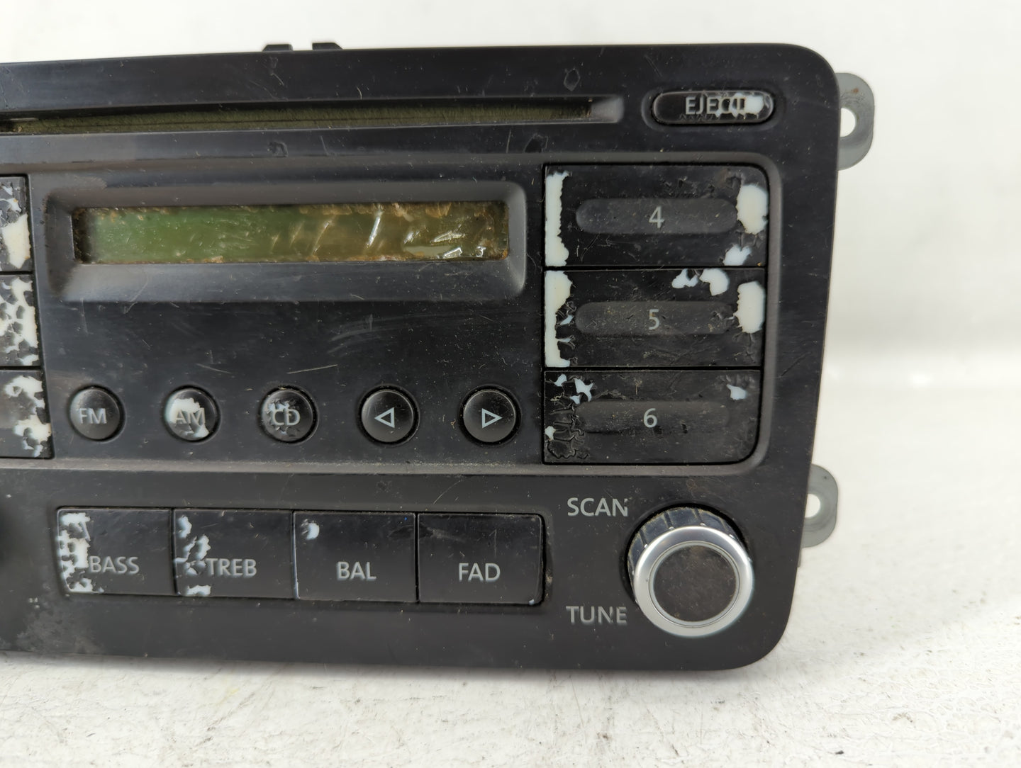 2006-2010 Volkswagen Passat Radio AM FM Cd Player Receiver Replacement P/N:28027030 Fits Fits 2005 2006 2007 2008 2009 2010 