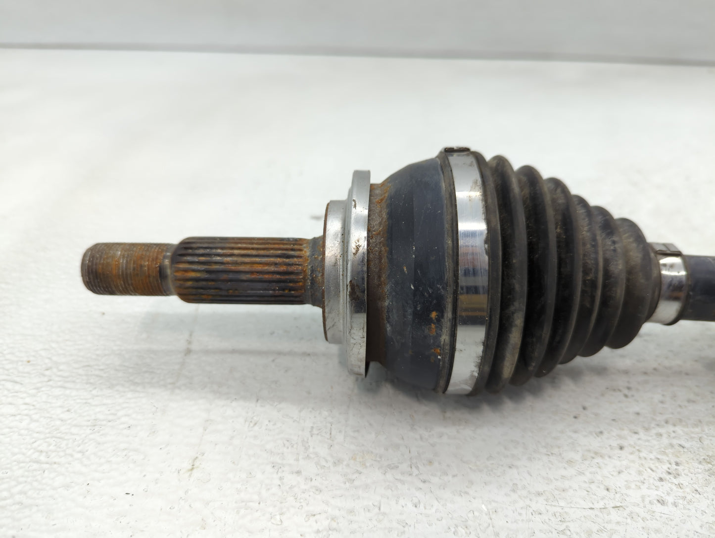 2006-2009 Volkswagen Passat Axle Shaft Front Driver Cv C/v - Oemusedautoparts1.com