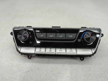 2006-2007 Volkswagen Passat Climate Control Module Temperature AC/Heater Replacement P/N:97250-C2AA0ZL5 Fits Fits 2006 2007 