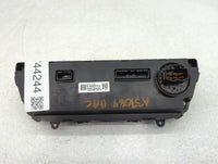 2006-2007 Volkswagen Passat Climate Control Module Temperature AC/Heater Replacement P/N:97250-C2AA0ZL5 Fits Fits 2006 2007 