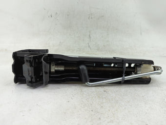 compare product 2006 Volkswagen Passat Cc Spare Scissor Car Jack