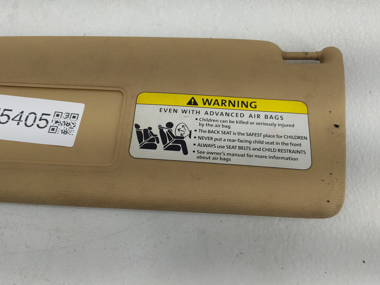 2006-2009 Volkswagen Rabbit Sun Visor Shade Replacement Driver Left Mirror Fits Fits 2005 2006 2007 2008 2009 OEM Used Auto 