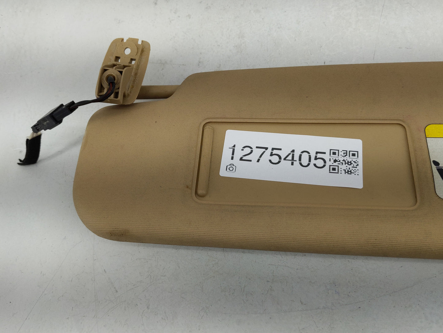 2006-2009 Volkswagen Rabbit Sun Visor Shade Replacement Driver Left Mirror Fits Fits 2005 2006 2007 2008 2009 OEM Used Auto 