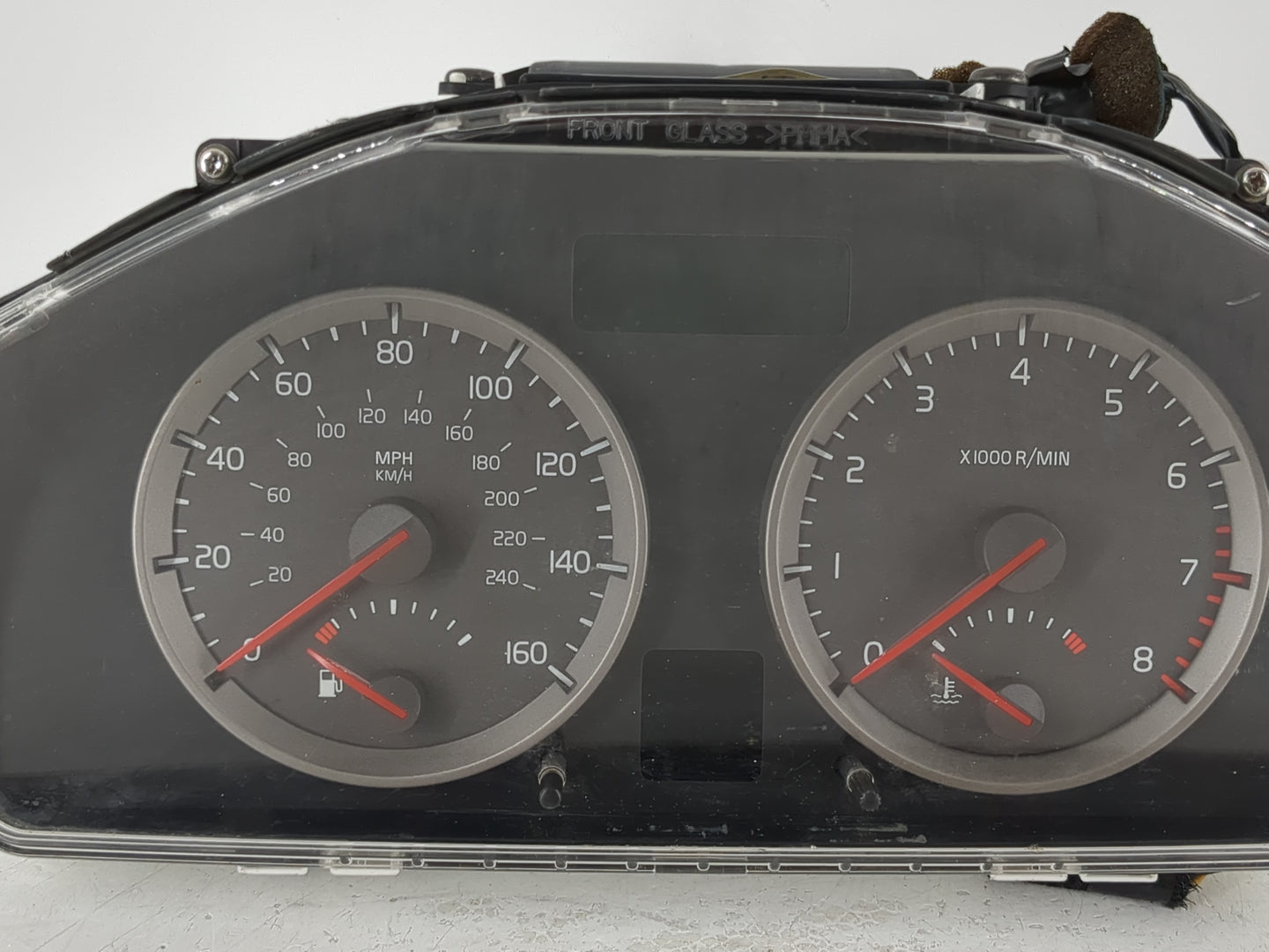 2004-2007 Volvo S40 Instrument Cluster Speedometer Gauges P/N:30710072 Fits Fits 2004 2005 2006 2007 OEM Used Auto Parts - O