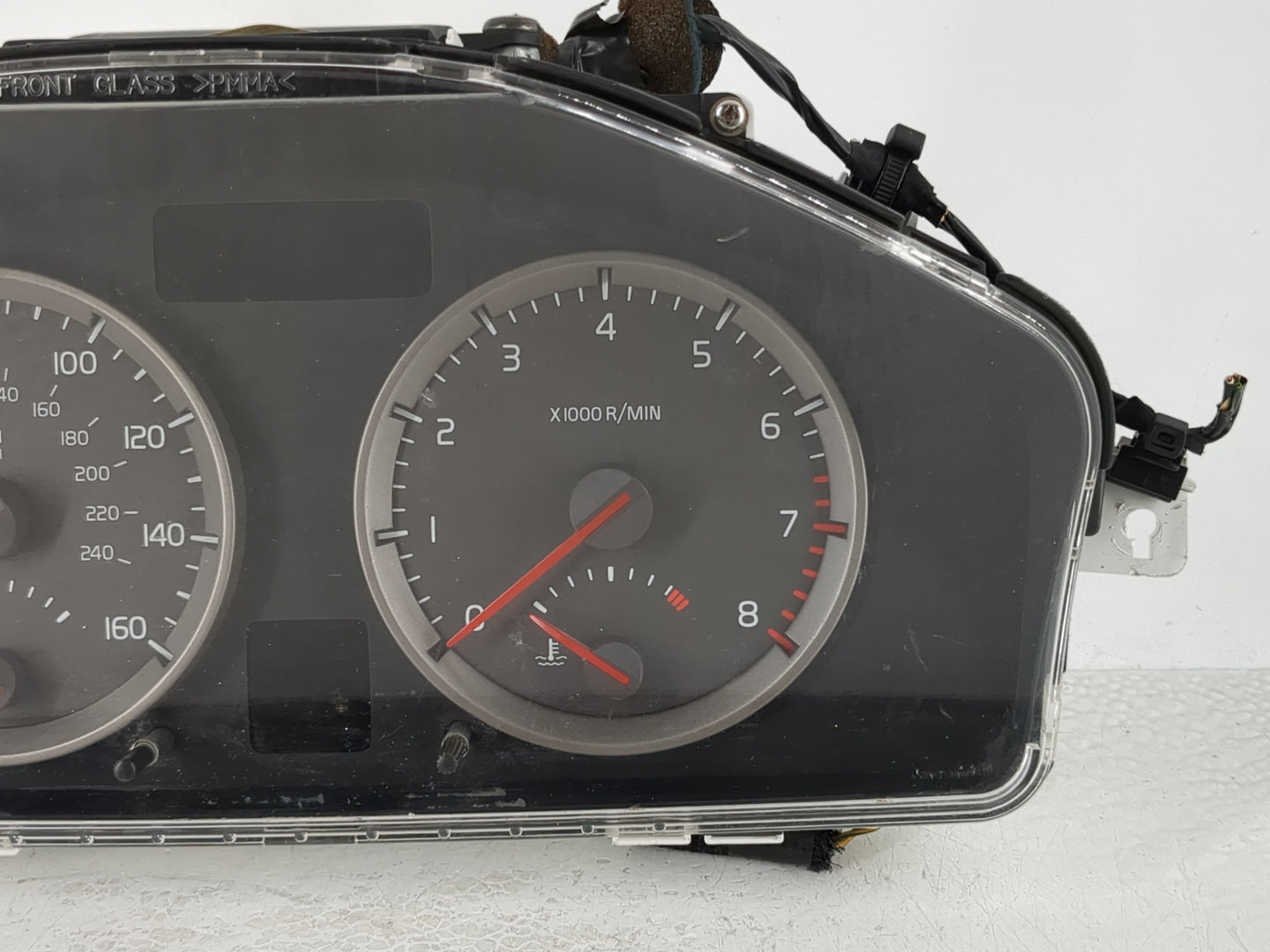 2004-2007 Volvo S40 Instrument Cluster Speedometer Gauges P/N:30710072 Fits Fits 2004 2005 2006 2007 OEM Used Auto Parts - O