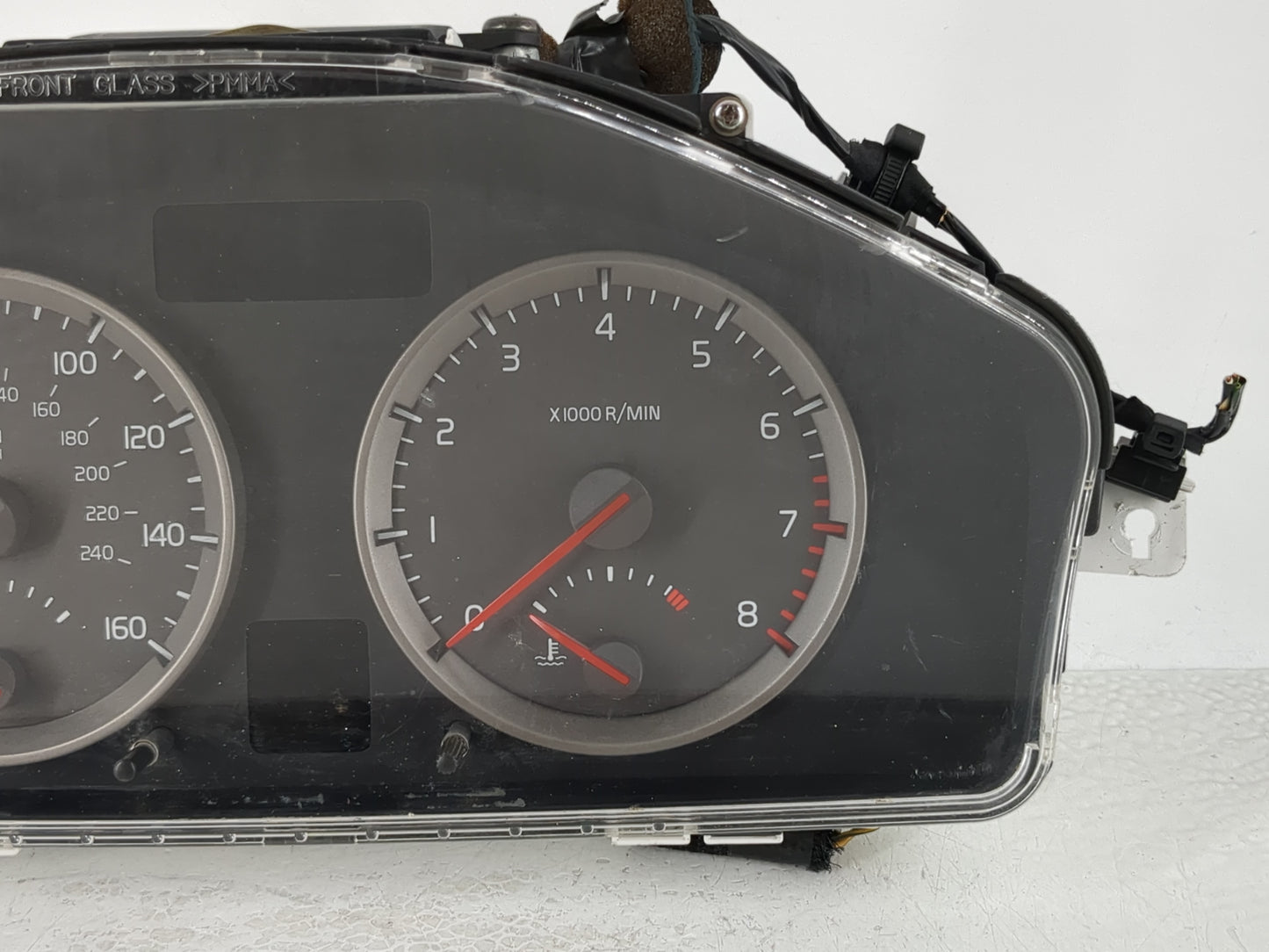2004-2007 Volvo S40 Instrument Cluster Speedometer Gauges P/N:30710072 Fits Fits 2004 2005 2006 2007 OEM Used Auto Parts - O