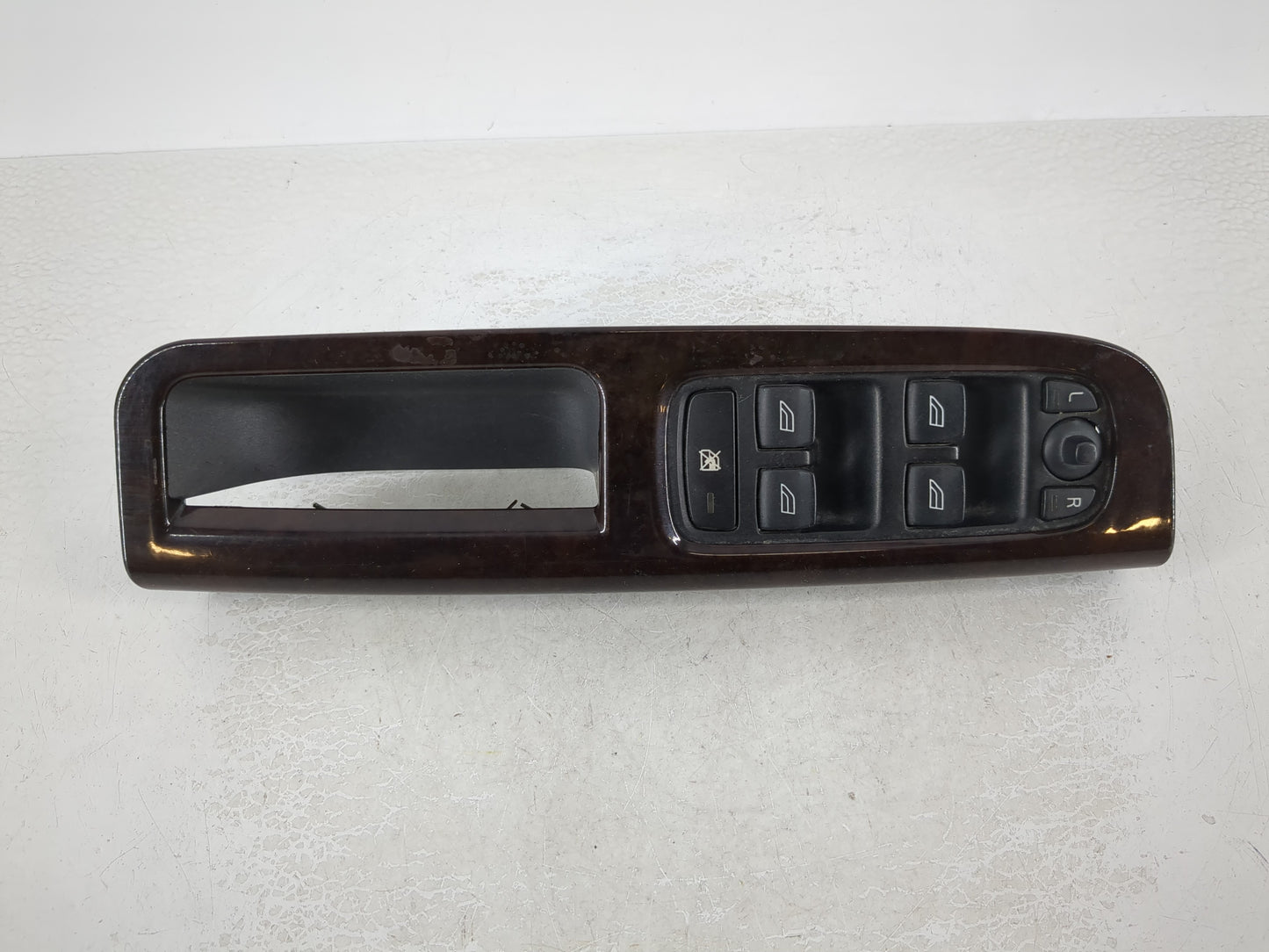 2004-2006 Volvo S40 Master Power Window Switch Replacement Driver Side Left P/N:8679667 Fits Fits 2004 2005 2006 OEM Used Au