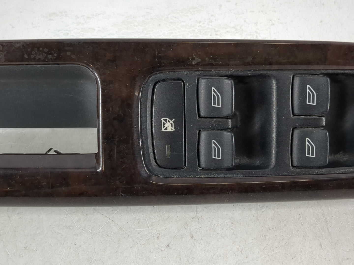 2004-2006 Volvo S40 Master Power Window Switch Replacement Driver Side Left P/N:8679667 Fits Fits 2004 2005 2006 OEM Used Au