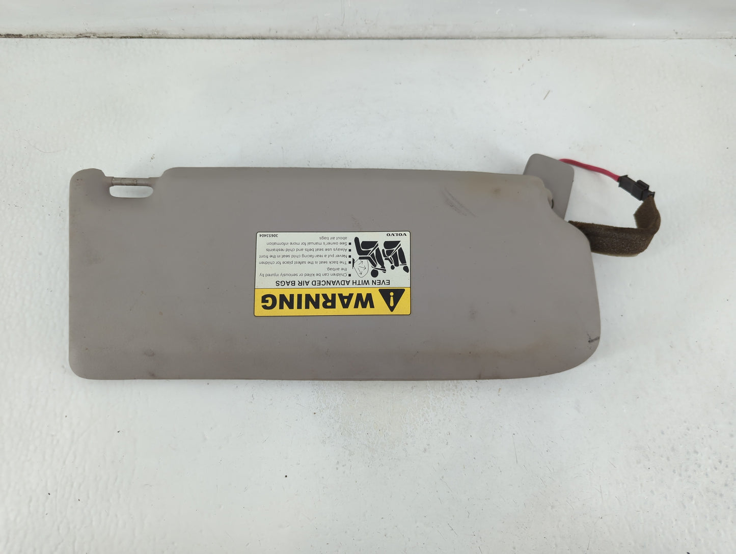 2006 Volvo S40 Sun Visor Shade Replacement Driver Left Mirror Fits OEM Used Auto Parts - Oemusedautoparts1.com