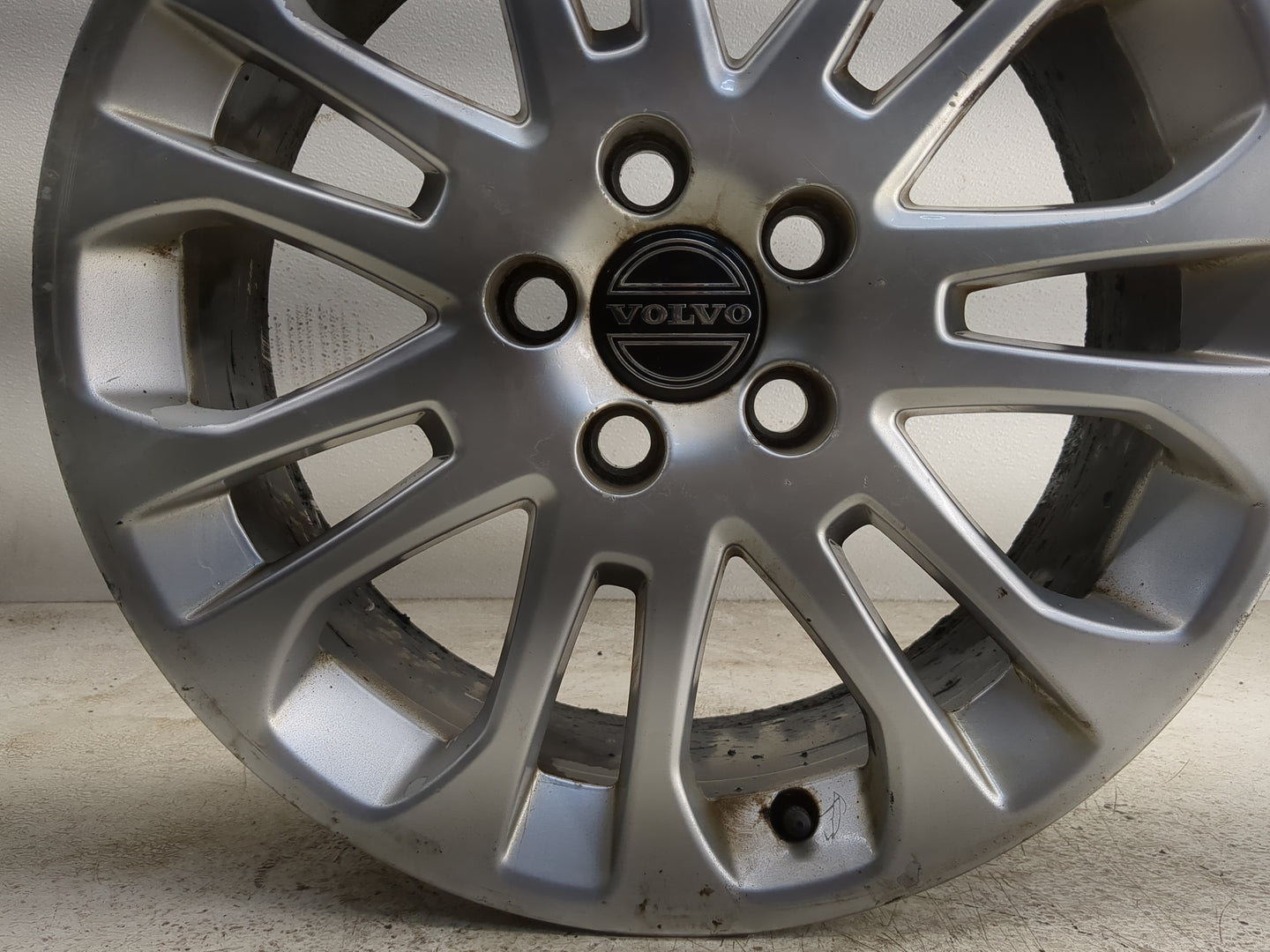 2004-2010 Volvo S40 Oem Wheel Rim - Oemusedautoparts1.com