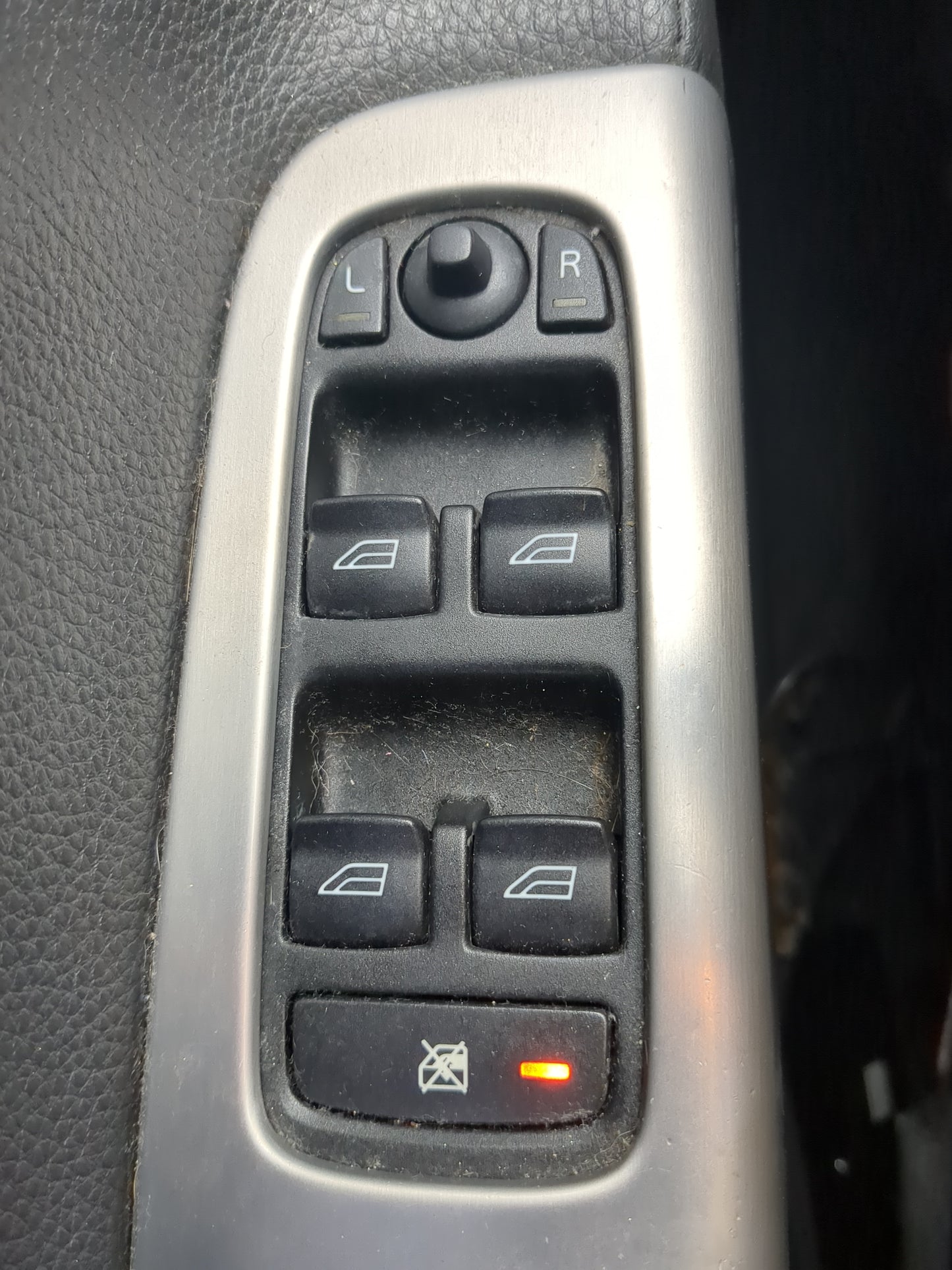 2004-2006 Volvo S40 Master Power Window Switch Replacement Driver Side Left Fits Fits 2004 2005 2006 OEM Used Auto Parts - O